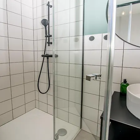 Modern Hotel *